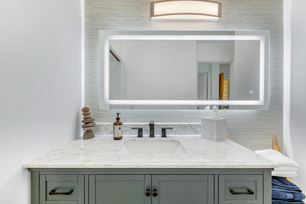 Newly Renovated Condo With Sup Paddle Boards And Golf Clubs Included Каилуа-Кона Экстерьер фото